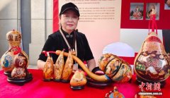 在新疆兵团,葫芦雕刻何以“破圈”?